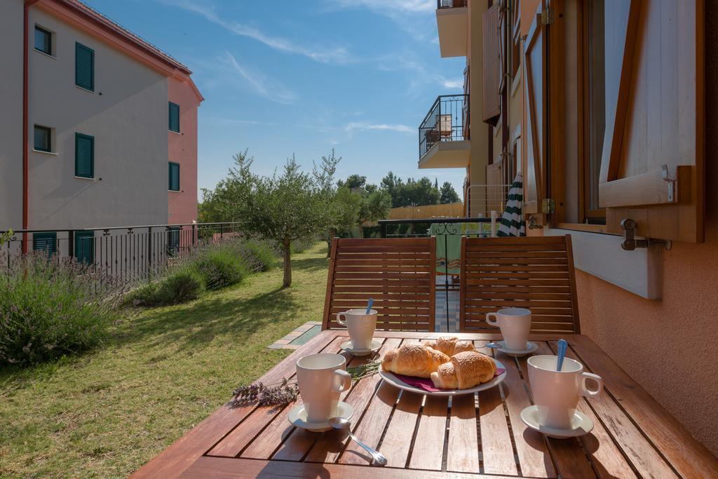 Apartments Vallum Bol Ruang foto